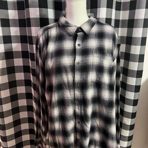 Columbia Black and White Plaid Men's Shirt